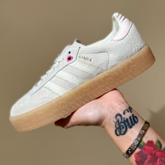 adidas Shoes - 💞BNIB adidas valentine sambae - women’s 7.5💞